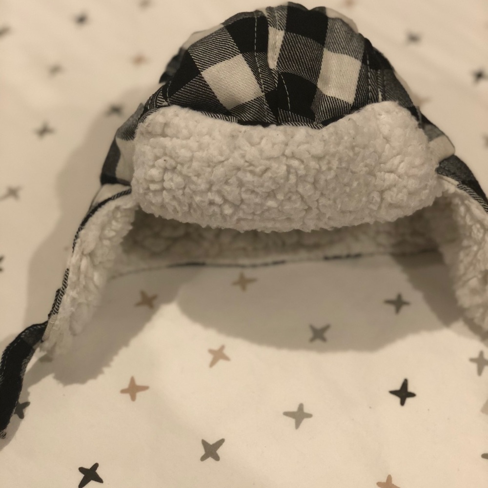 💥4 for $20💥 Old Navy Plaid Trapper Baby Hat
